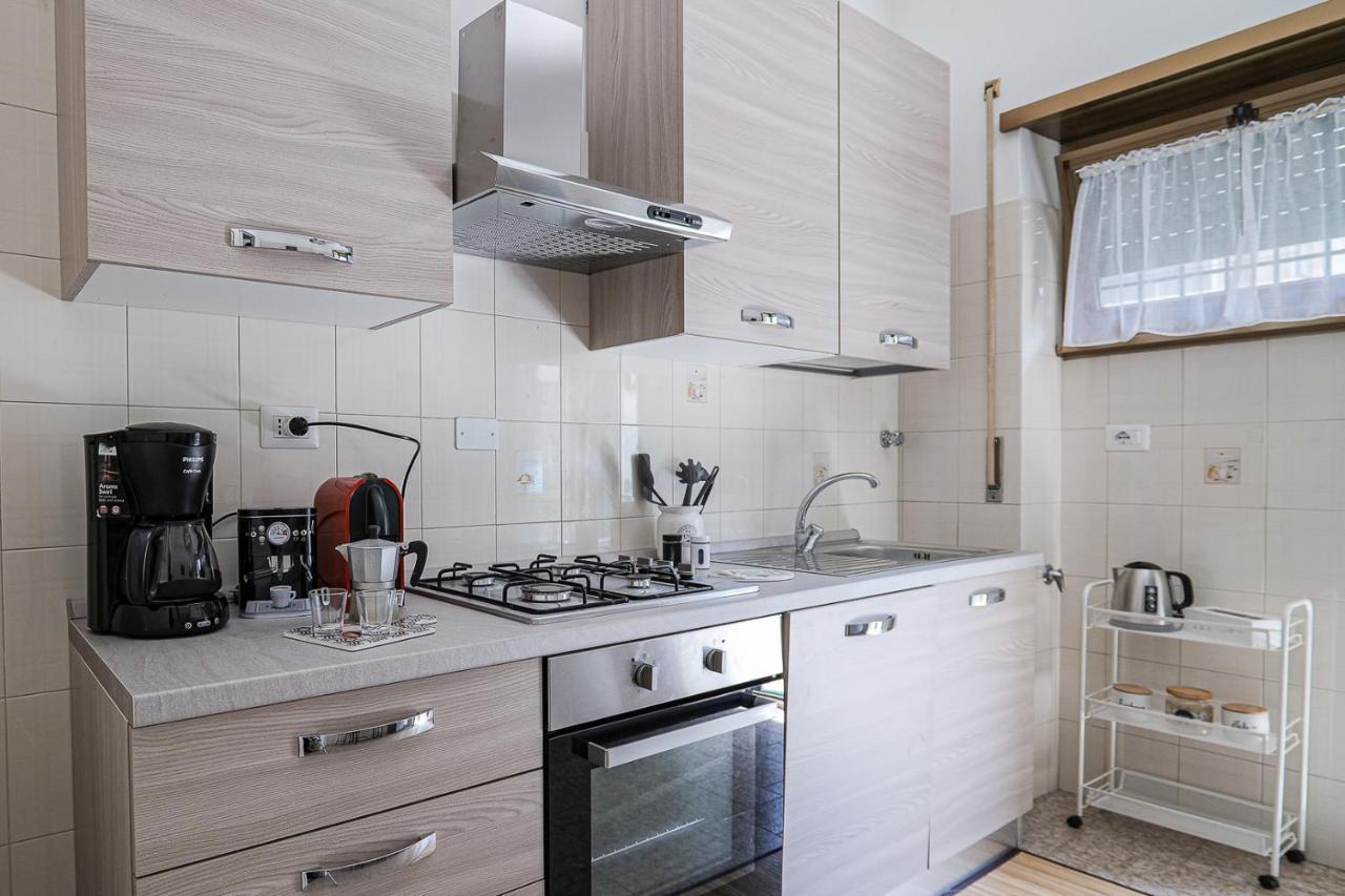 Amber House N.5 - Incantevole Accogliente Luminosa Рим Екстериор снимка